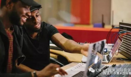 学校吃瓜爆料免费进视频,免费视频盛宴来袭！